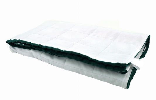 Pasunkinta antklodė - balta